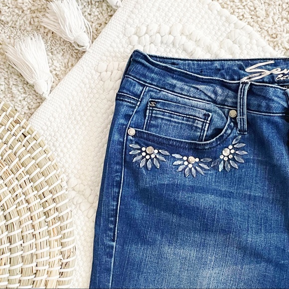 Seven7 Denim Mid Rise Skinny Embellished Jewel Pocket Jeans - Picture 4 of 12